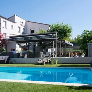 Le Clos 3*, Vallon-Pont-dʼArc France